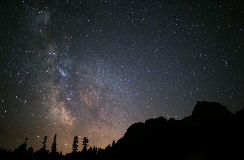 🌌 Tu Guía del Cielo Esta Noche: Qué Observar desde Chile el 24 de Octubre 🌌 Tu Guía del Cielo Esta Noche: Qué Observar desde Chile el 24 de Octubre